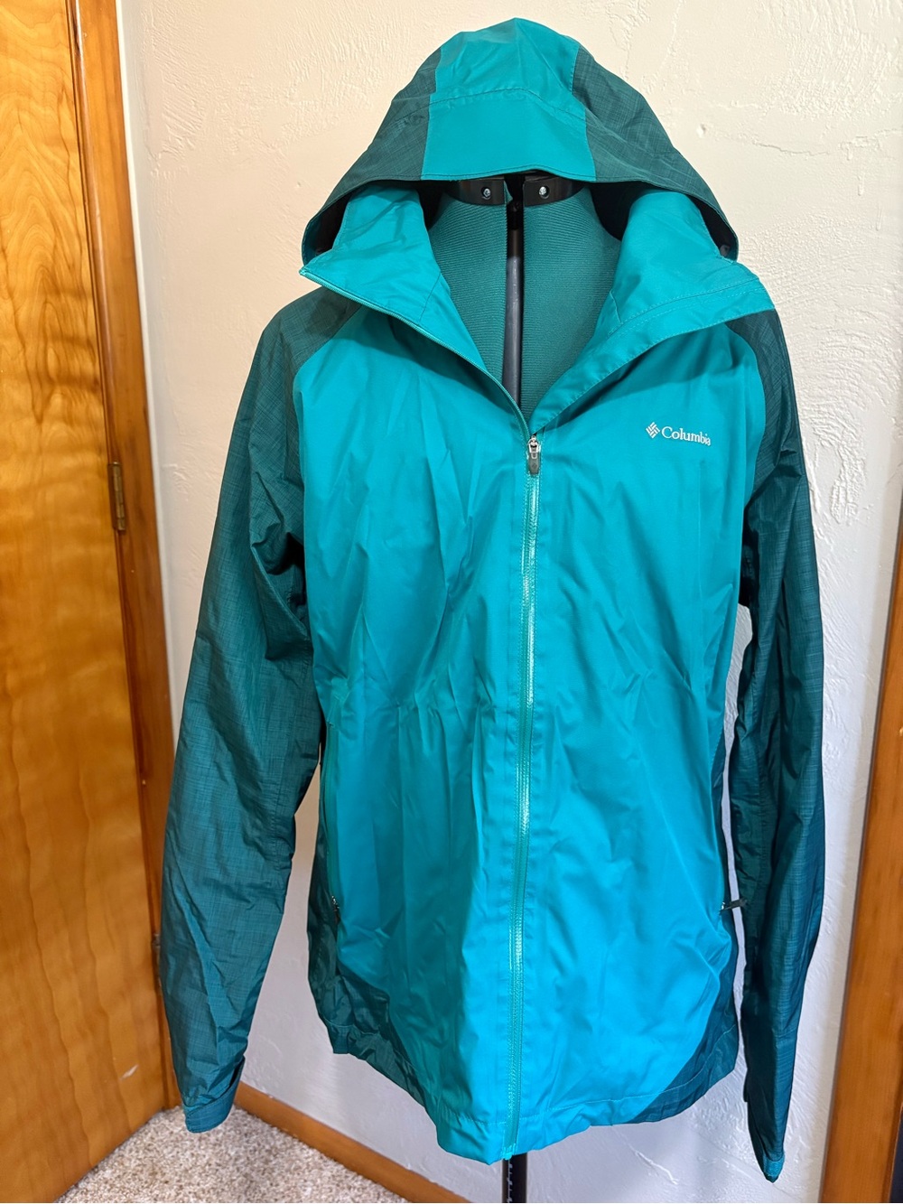 Columbia Women's Teal Hooded Waterproof Jacket